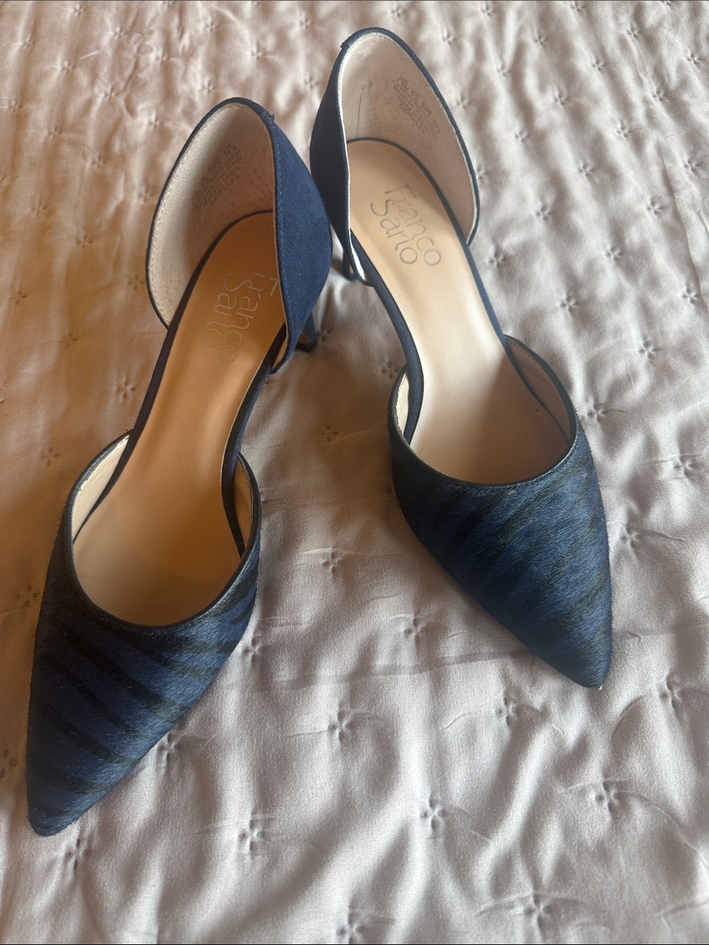 Franco Sarto Navy D'Orsay Pointed Toe Heels. Size 7.5